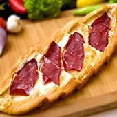 Pastırmalı Pide (100 gr.)